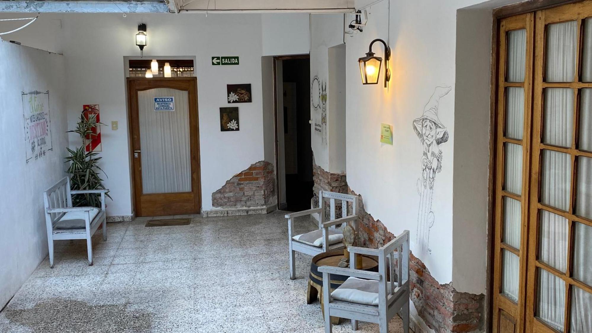 Alojamiento En El Centro De Salta - Casaguemessalta Exterior photo